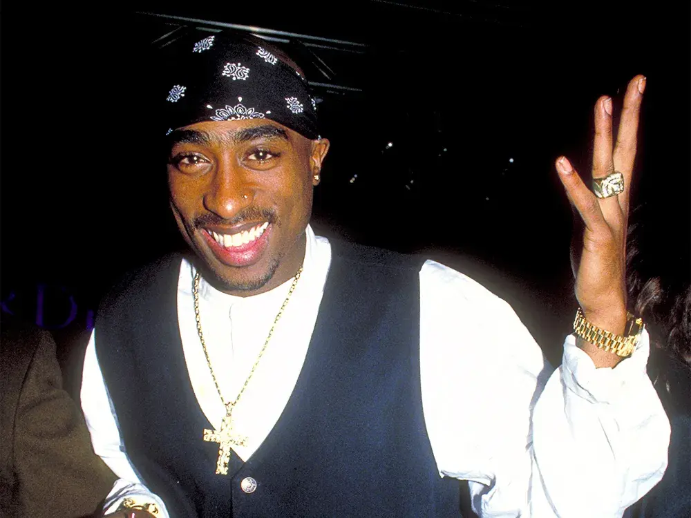 Perjalanan Karir Tupac Shakur Sang Rapper Hip-Hop Legenda