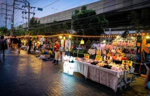 Suan Lum Night Bazaar