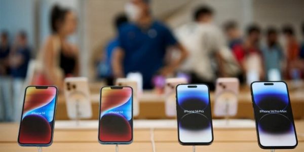 Apple Menangguhkan Ringkasan Berita AI iPhone Karena Kesalahan