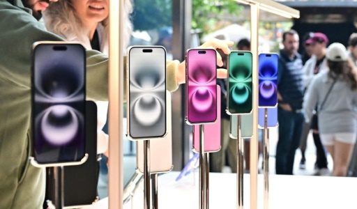 Apple Menghentikan Peringatan Dihasilkan AI Yang Mengandung Kesalahan