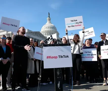 Trump Memberi TikTok Perpanjangan Waktu 90 Hari Untuk Menghindari Larangan