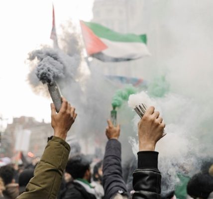 Aktivis Pro-Palestina di Baltimore Menuntut Gencatan Senjata Segera