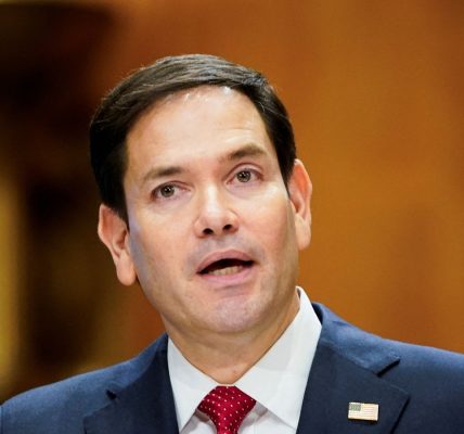 Menteri Luar Negeri Marco Rubio Bertemu Dengan Presiden Panama di Tengah Dorongan Trump