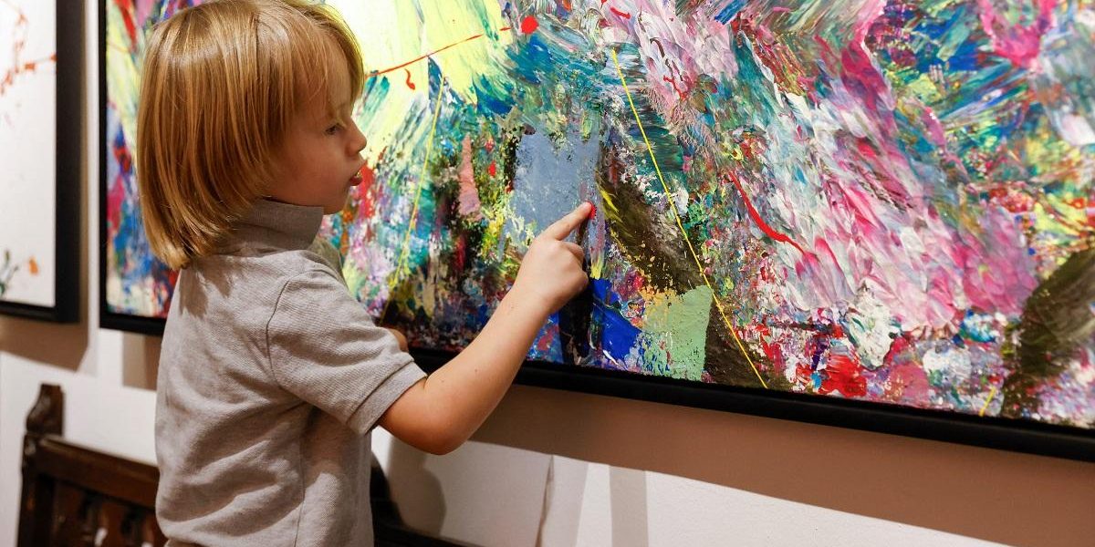 Mini-Picasso Jerman Berusia Tiga Tahun Menjadi Perbincangan di Dunia Seni