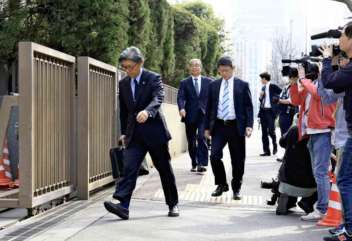 Pengadilan Distrik Tokyo Memerintahkan Pembubaran Gereja Unifikasi