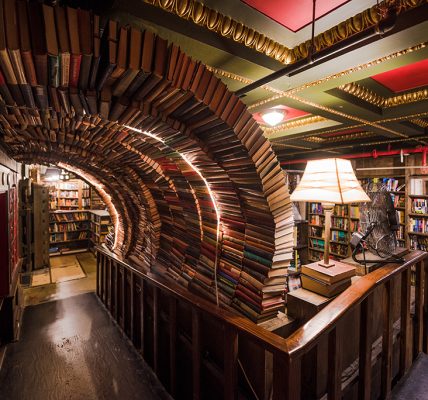 Toko Buku Terbaik di Los Angeles yang Wajib Dikunjungi