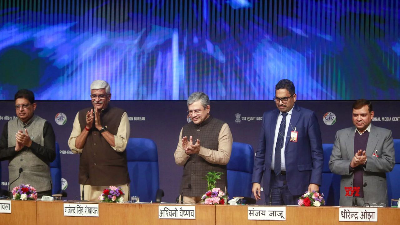 Konferensi WAVES 2025: Masa Depan Media dan Hiburan di India
