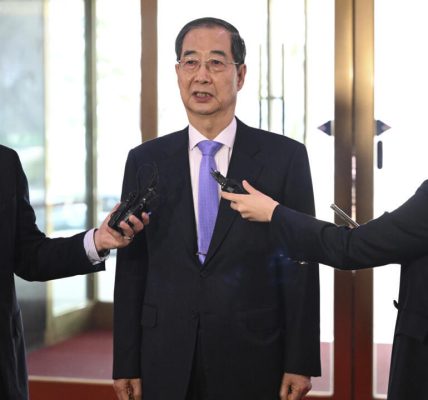 Pemakzulan Presiden Yoon Suk Yeol dan Presiden Sementara Han Duck-soo