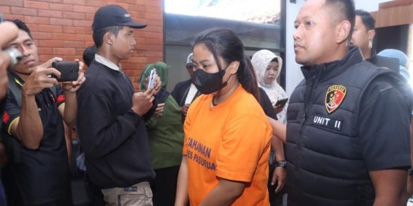 Modus Licik: Anggraeni Daftarkan Pinjol, 195 Orang Tertipu Rp 2,6 Miliar